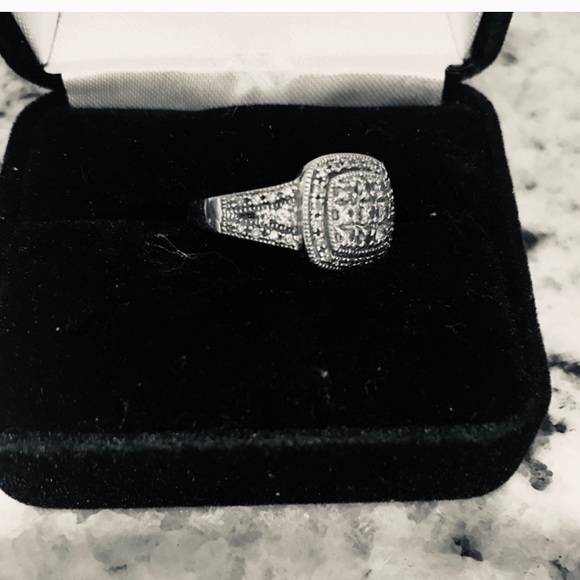 1ct DIAMOND RING - Picture 3 of 6